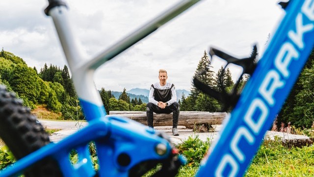 Renowned MTB Journalist and Presenter Andrew Dodd Joins Mondraker