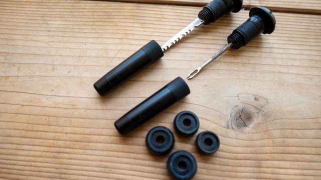 Mountain Bike Reviews - Muc Off Stealth Tubeless Bar Plugs 2023