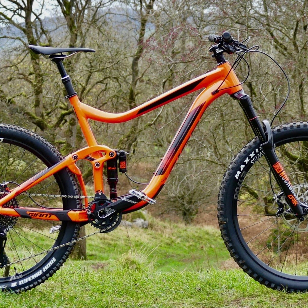 2018 giant reign 2 specs