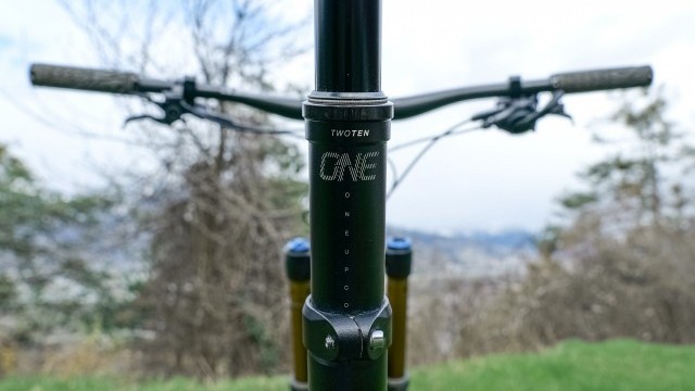 Mountain Bike Reviews - OneUp Components V2 31.6 / 210mm drop 2021