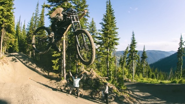 Video: “I Only Ride Park Tour” – Sun Peaks (Ep. 2)