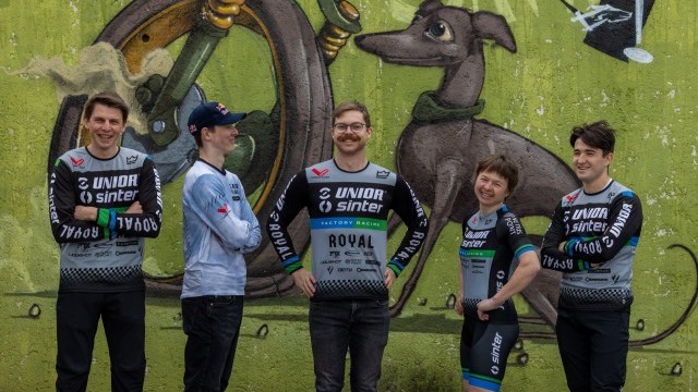 Unior-Sinter Factory Racing welcomes new faces & jumps into the world of freestyle