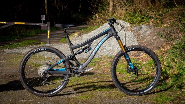 Five of the Best Enduro Bikes of 2017