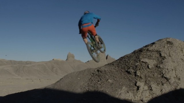 Wide Open // Episode 2: Life On The Road With Darren Berrecloth