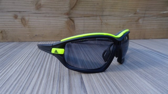 Mountain Bike Reviews - Adidas Evil Eye Evo Pro Vario 2016