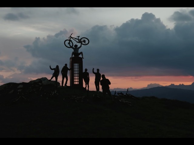The Tour du Mont-Blanc | DOCUMENTARY | Kilian Bron