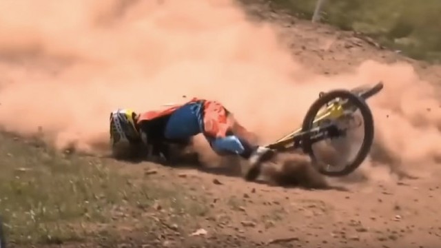 #WipeoutWednesdays: Extreme Freeride MTB / Downhill Mountain Biking Accidents Compilation - Downhill Crashes Fails