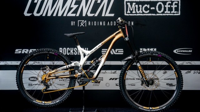 Bike Check - Commencal World Champs Edition