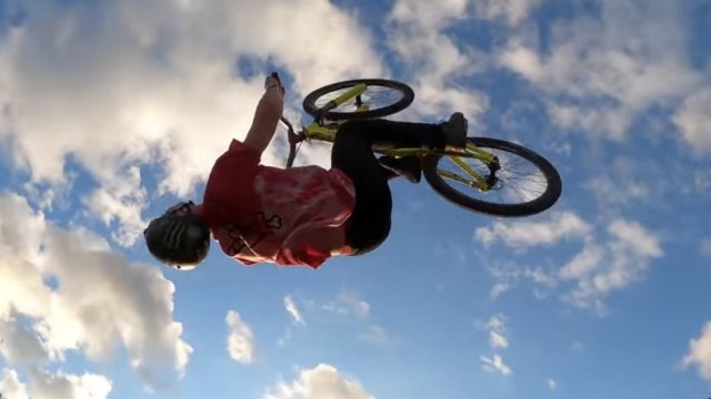 BUILDING MTB JUMPS AT HOME - GOPRO HOMEPRO CHALLENGE