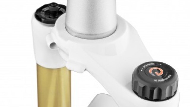 The new MAGURA eLECT automatic fork lock-out