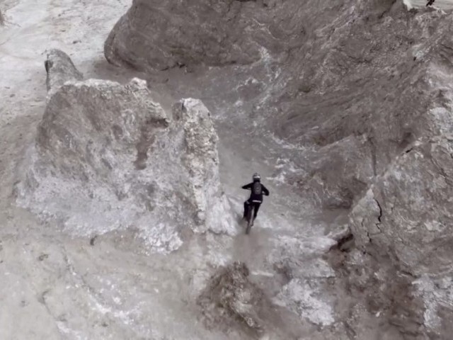 Jaws - Alpine Adventure