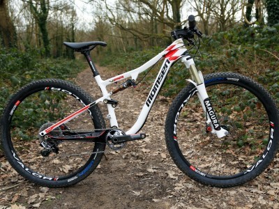 Momsen Bikes Vipa Team Issue  2015 Mountain Bike Review