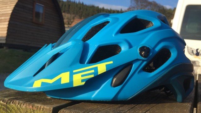 Mountain Bike Reviews - MET Helmets Lupo 2016