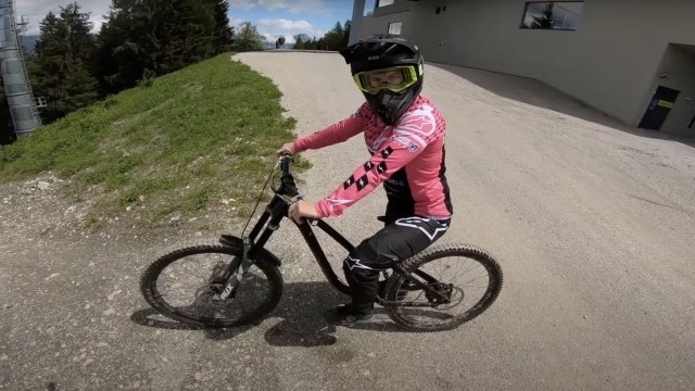 Video: Schaldming GoPro POV With Tracey Hannah & Kye A'Hern