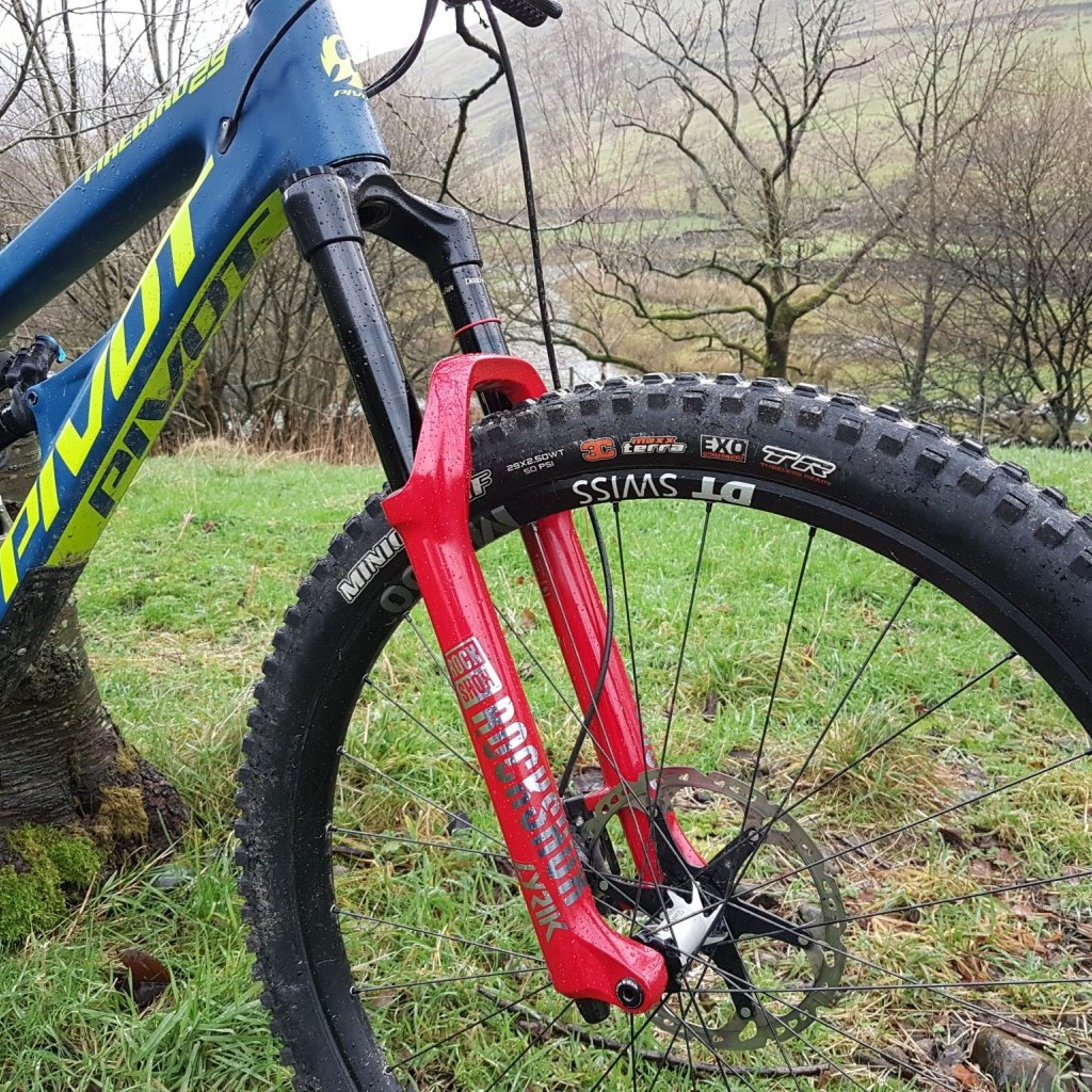 rockshox lyrik rc2 red