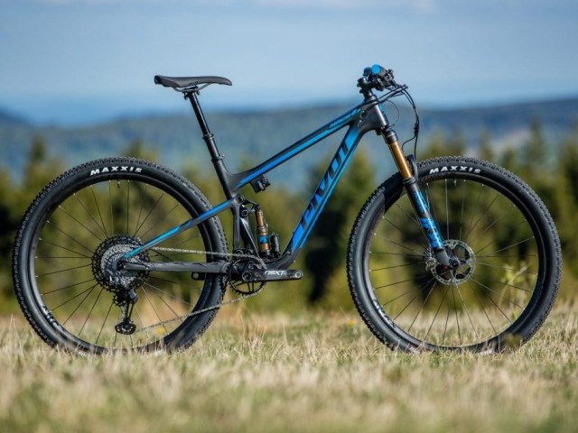 First Ride Report - Pivot Mach 4 SL
