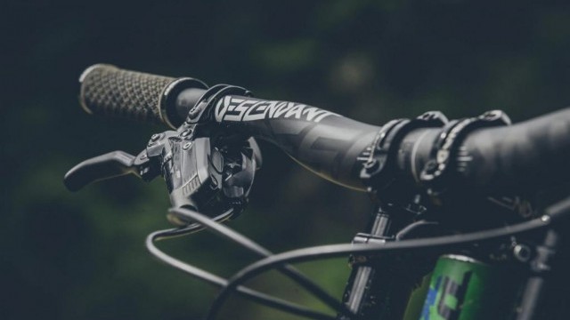Truvativ Descendant 35mm Downhill Bars and Stem - GO BIG OR GO HOME