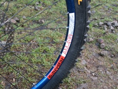 Superstar Components Trizoid AM 135mm/QR Wheelset  2011 Mountain Bike Review