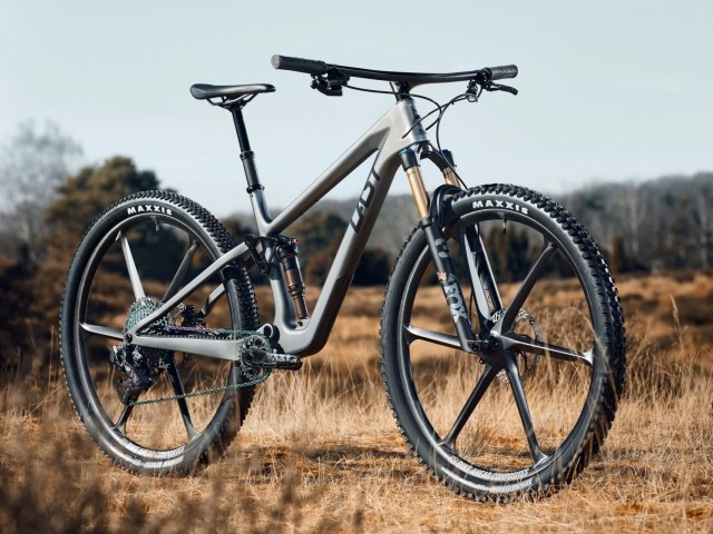 NEWS: Last Bikes Present New Downcountry Models