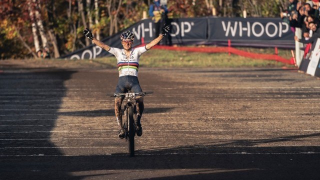 UCI XC World Cup: Tom Pidcock claims final XCO World Cup win of 2023