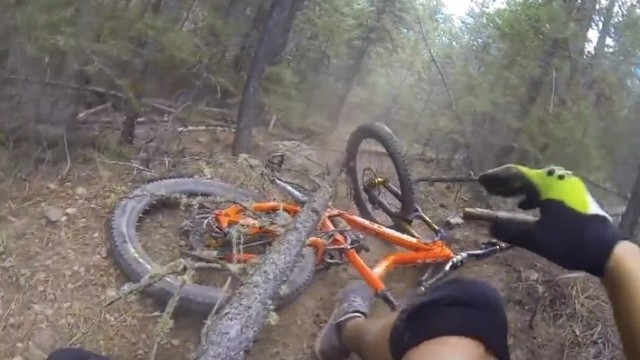#WipeoutWednesdays: MTB Fail Compilation 2018 - Riders vs Trees