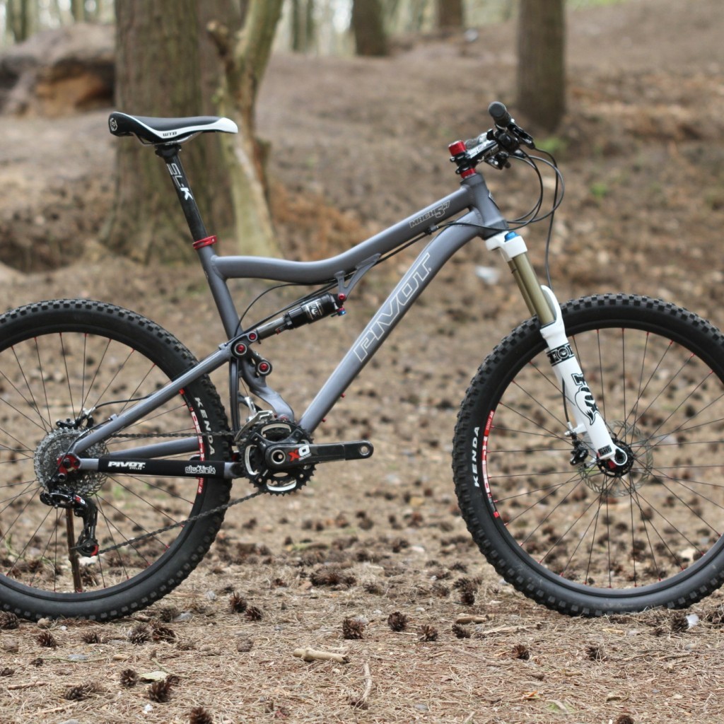 2014 pivot mach 5.7