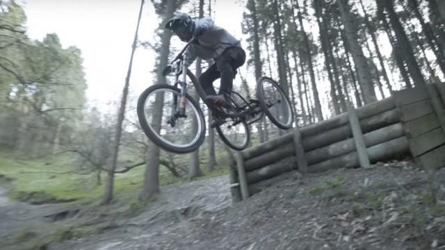 Riding Downhill on the Extreme MTB Tricycle!