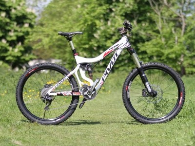 Pivot Cycles Firebird  2013 Mountain Bike Review