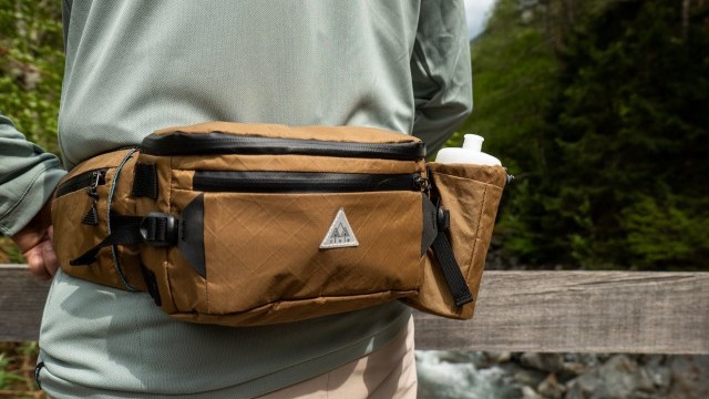 Mountain Bike Reviews - PNW Components Rover Hip Pack 2022