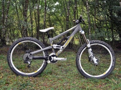 Scott Bicycles Voltage FR 10  2012 Mountain Bike Review