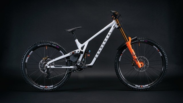 New COMMENCAL Supreme DH V5
