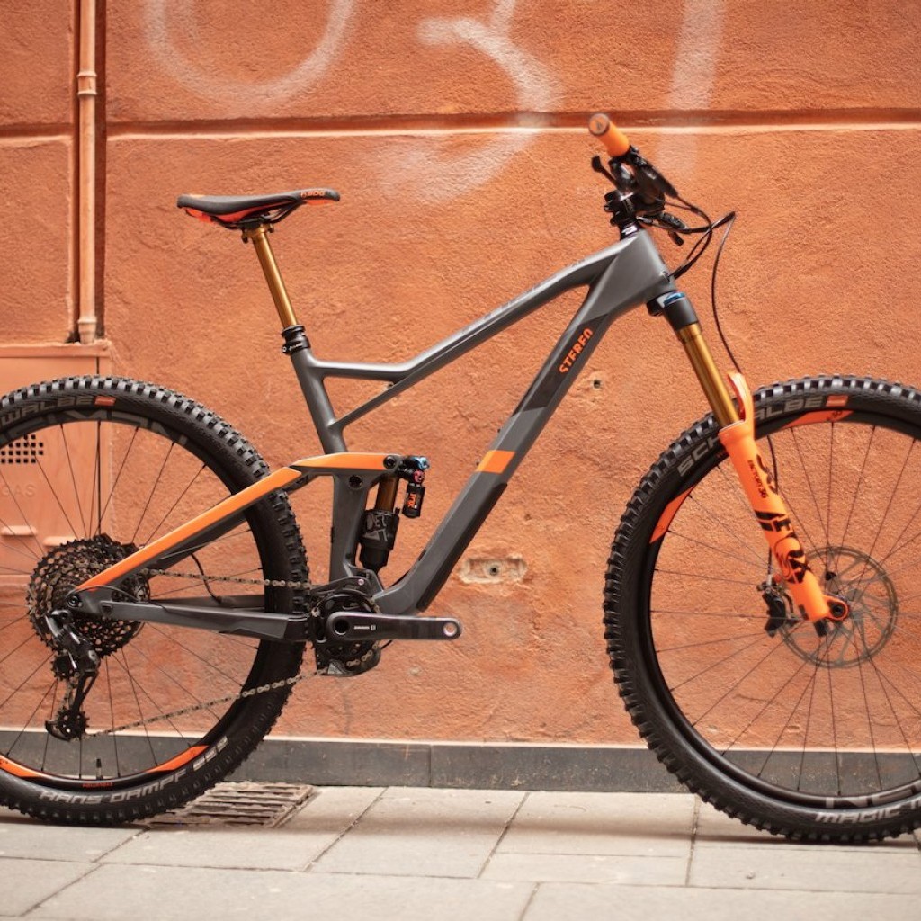 cube stereo bottom bracket