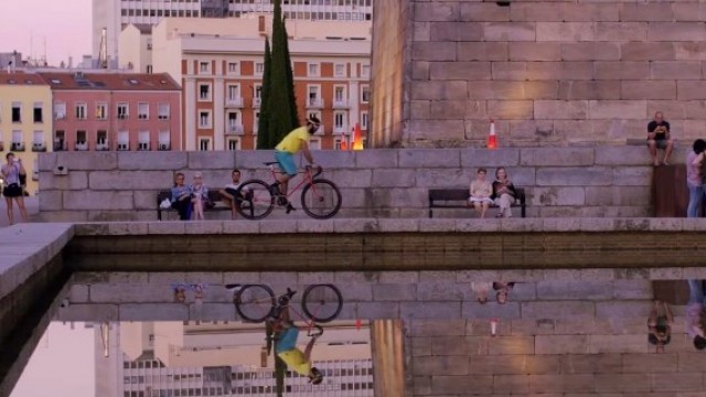 Oakley In Residence: London – Back on the Road