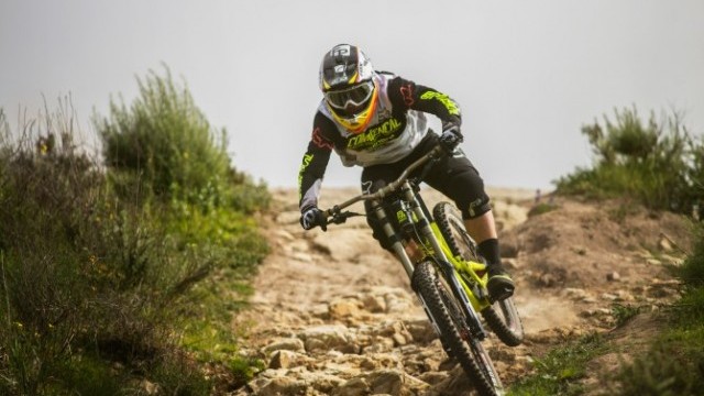 Commencal's New Supreme DH V4