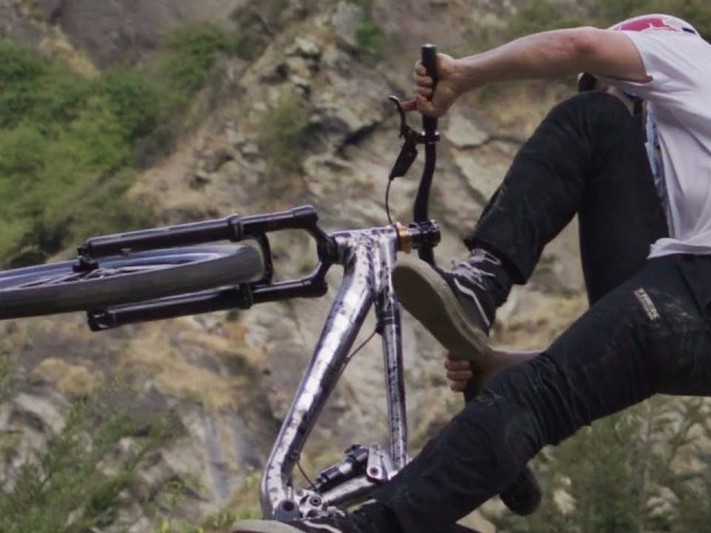 Video: "Love Letter To Gorge Road" with Rheeder, Begg and Edwards