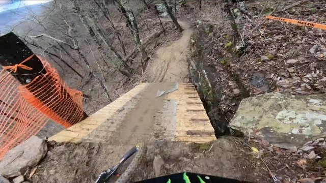 VIDEO: MUD and SLOP! | Luca Shaw races DH at his local series