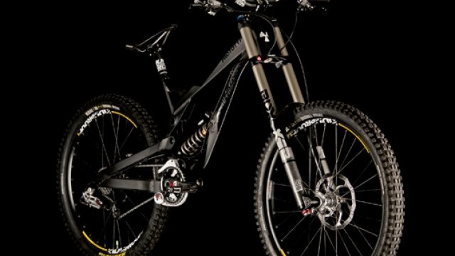 First Look: Nukeproof Pulse Prototype Downhill Frame