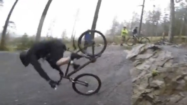 #WipeoutWednesdays: Mountain Bike Crash Compilation 2017 #3