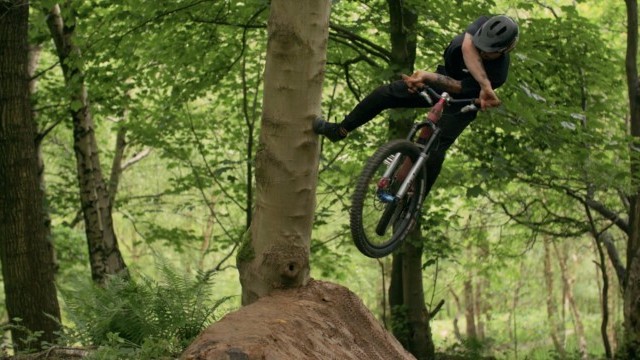 Video: "Wheel It Up" | Josh 'Loosedog' Lewis feat. MC Kwasi