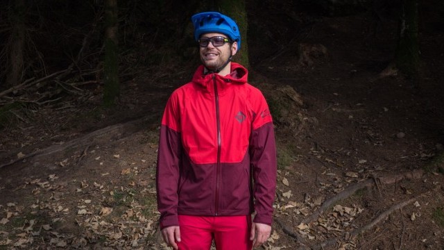 Mountain Bike Reviews - ION Products Shell Amp Jacket Vario 2017