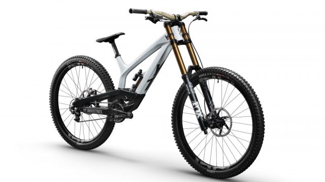 YT Industrires: Ride Big On The New TUES 29
