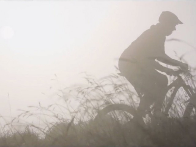 Monday Motivation: Blowing Up Corners With Team Lac Blanc SCOTT