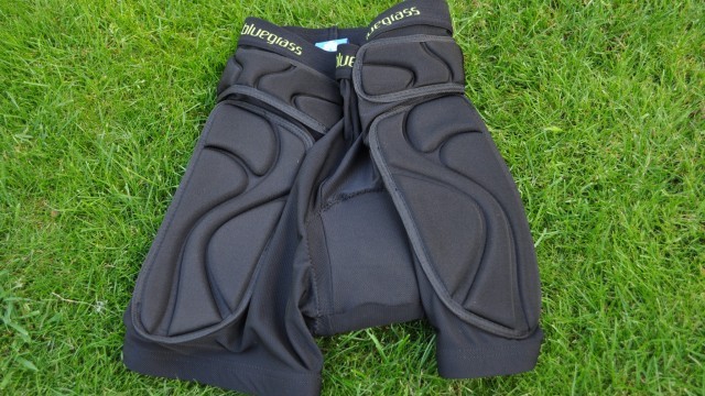 Mountain Bike Reviews - Bluegrass Eagle Eagle Wolverine Short  2012