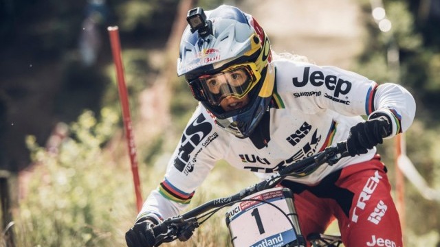 Rachel Atherton - Pursuing Perfection