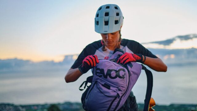 Colours of Travelling - EVOC Multicolour Edition 2022