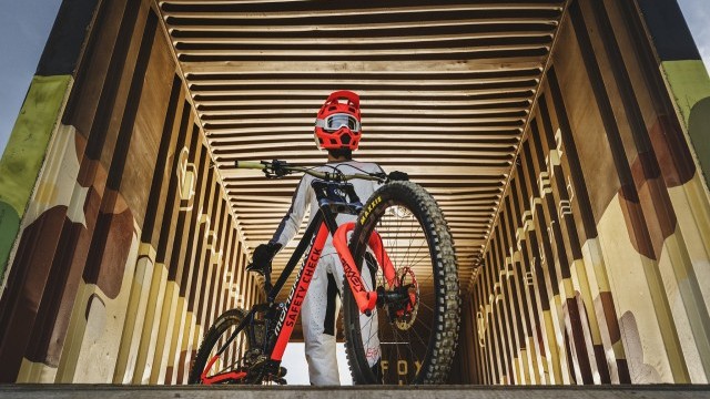 MONDRAKER partners with UCI to create DH World Cup “safety check” project bik