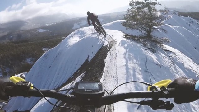 Flow And Balance On Snowy Peaks
