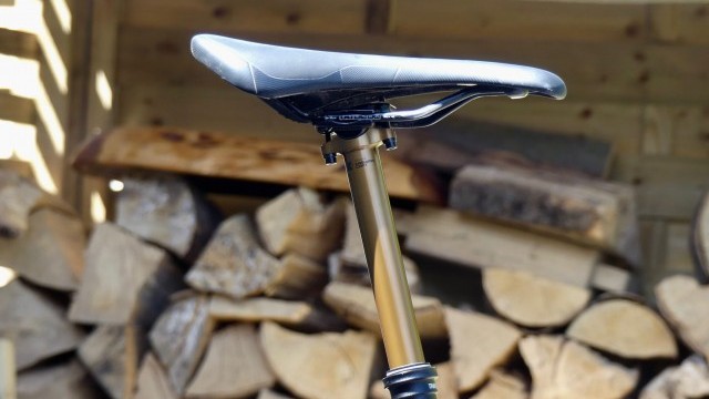 Mountain Bike Reviews - Fox Racing Shox Transfer Factory Dropper Post 2018