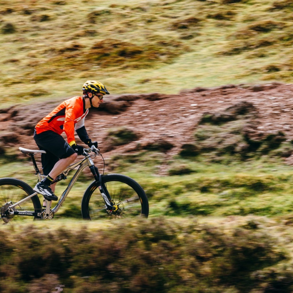 How to Jumps Mountain Bike Technique » Skills IMB Free Mountain Bike Magazine Online