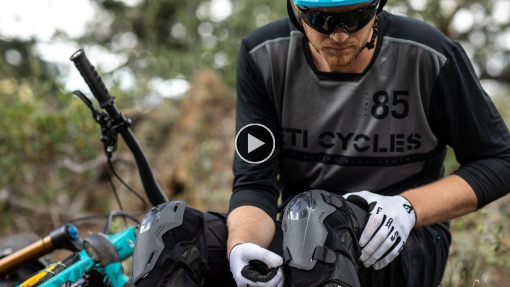 Genouillères SixSixOne Recon Advance – VTT / Cyclisme – Coque Rigide Noire – Toutes Tailles